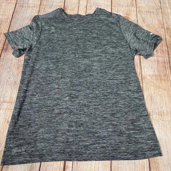 Lot of 5 All In Motion Boys' Athletic T-Shirts XXL - Picture 3 of 6